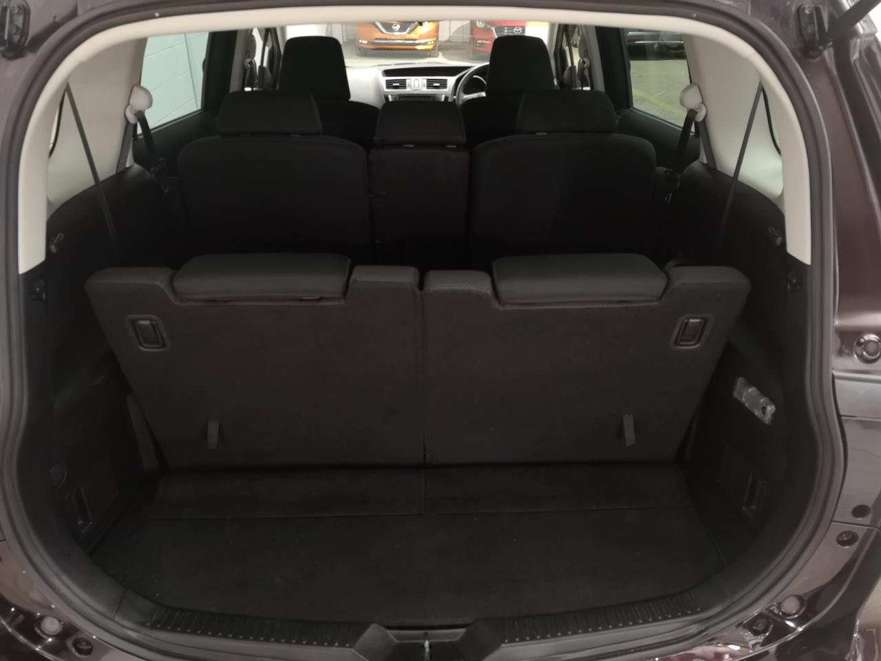 2013 Mazda Premacy