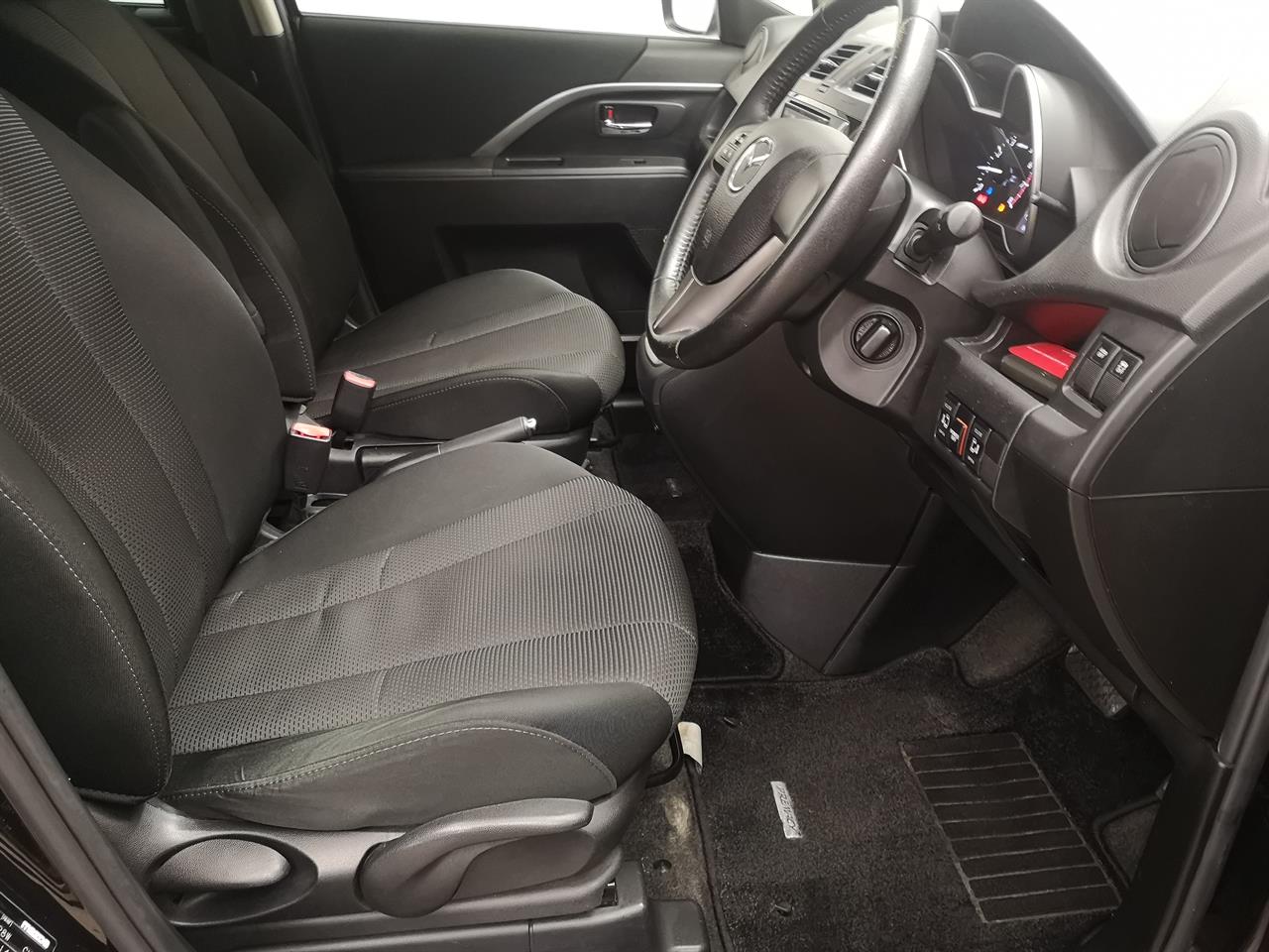 2013 Mazda Premacy