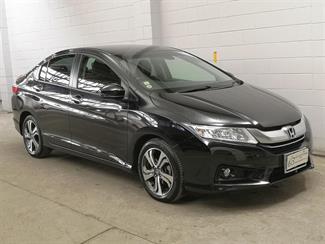 2016 Honda Grace - Thumbnail