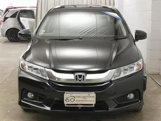 2016 Honda Grace - Thumbnail