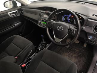 2016 Toyota Corolla - Thumbnail