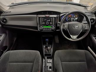 2016 Toyota Corolla - Thumbnail