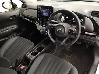 2021 Toyota Aqua - Thumbnail