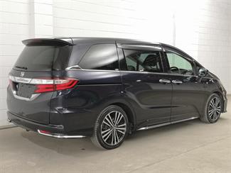 2014 Honda Odyssey - Thumbnail