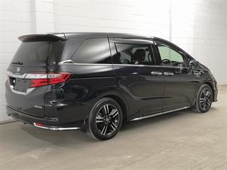 2016 Honda Odyssey - Thumbnail