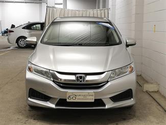 2017 Honda Grace - Thumbnail