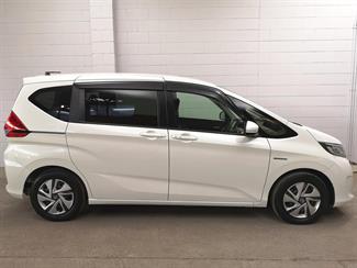 2017 Honda Freed - Thumbnail