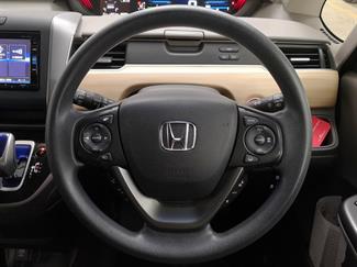 2017 Honda Freed - Thumbnail