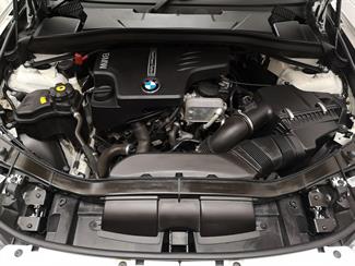 0 BMW X1 - Thumbnail