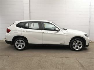0 BMW X1 - Thumbnail
