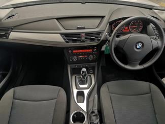 0 BMW X1 - Thumbnail