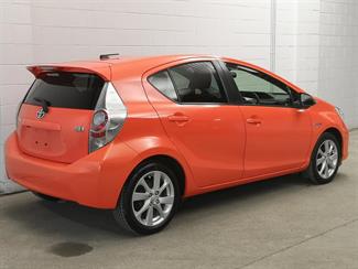2013 Toyota Aqua - Thumbnail