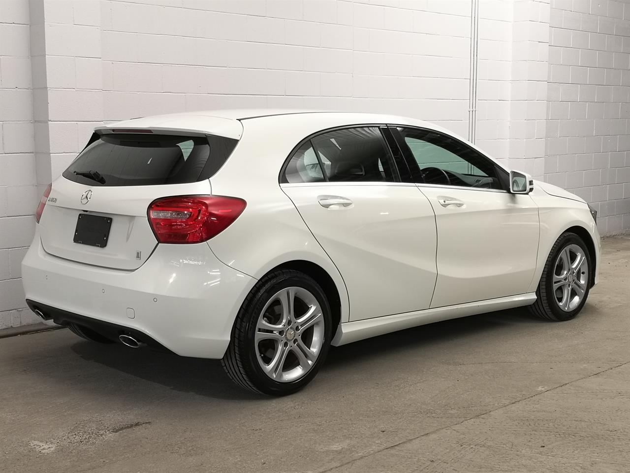 2015 Mercedes-Benz A 180