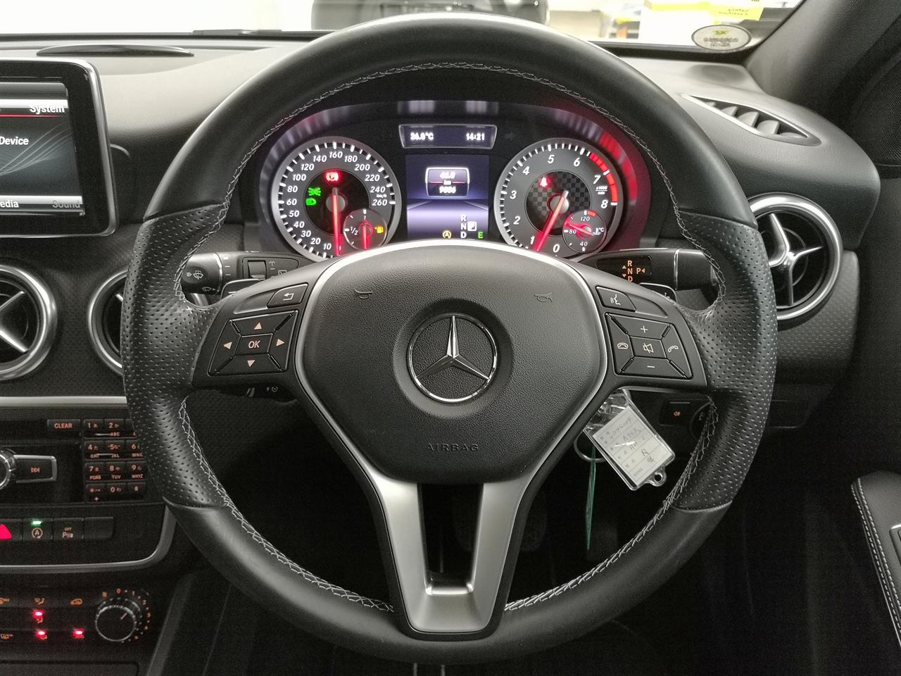 2015 Mercedes-Benz A 180