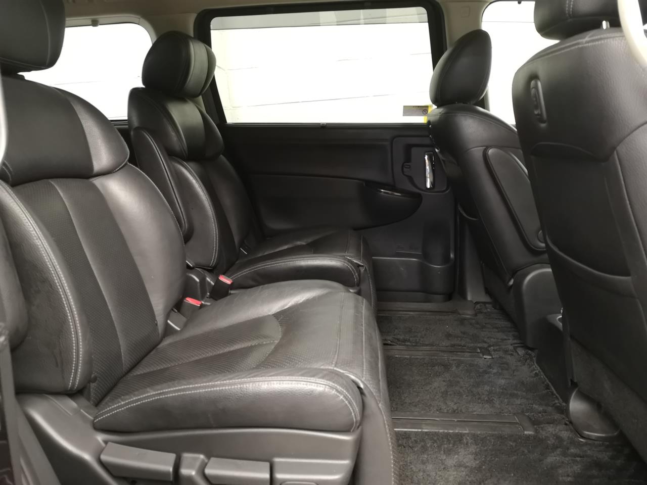 2013 Nissan Elgrand