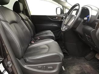 2013 Nissan Elgrand - Thumbnail