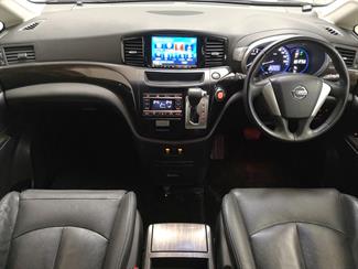 2013 Nissan Elgrand - Thumbnail