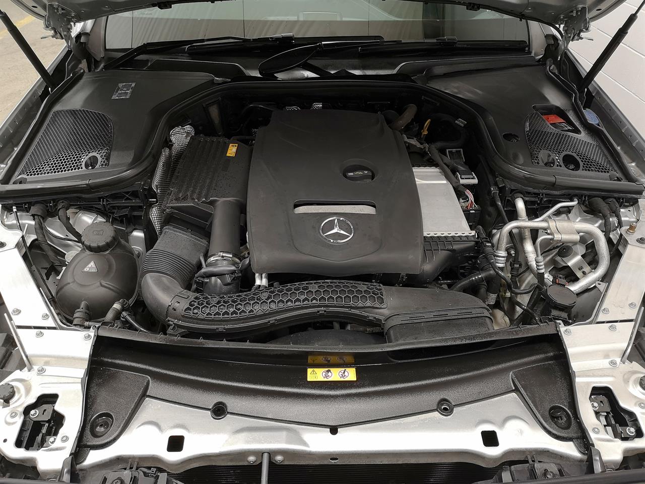 2017 Mercedes-Benz E 200