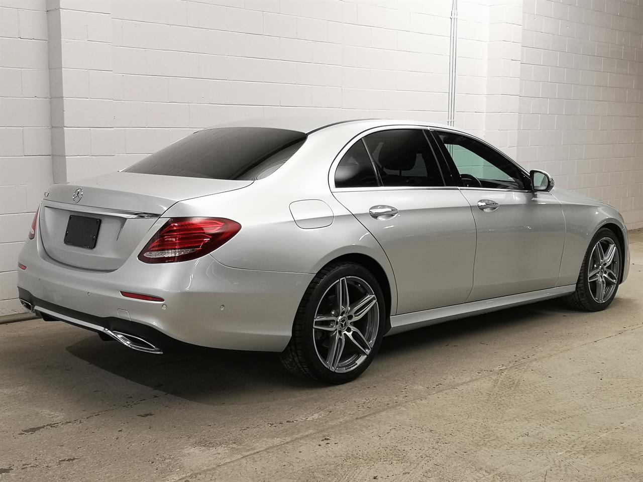 2017 Mercedes-Benz E 200