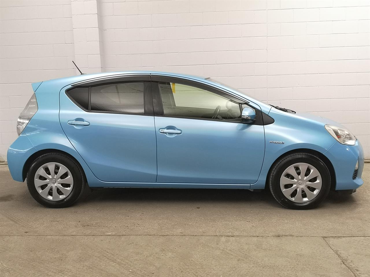 2012 Toyota Aqua