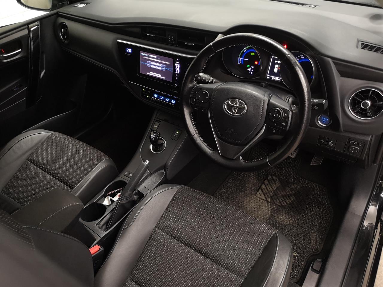 2017 Toyota Auris