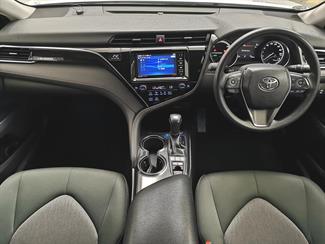 2018 Toyota Camry - Thumbnail