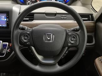 2017 Honda Freed - Thumbnail