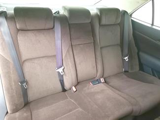 2014 Toyota Crown - Thumbnail