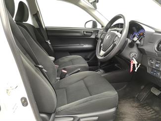 2018 Toyota Corolla - Thumbnail