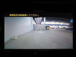 2016 Toyota Prius - Thumbnail