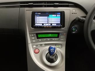2012 Toyota Prius - Thumbnail