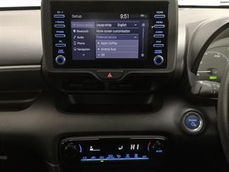 2020 Toyota Yaris - Thumbnail