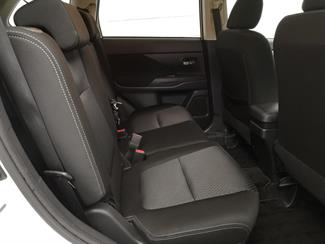 2018 Mitsubishi Outlander - Thumbnail