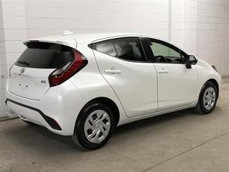 2022 Toyota Aqua - Thumbnail