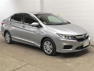 2019 Honda Grace - Thumbnail