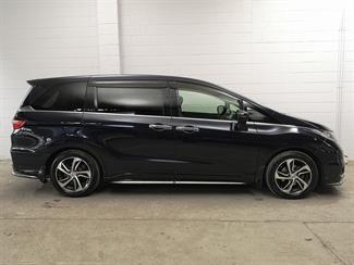 2014 Honda Odyssey - Thumbnail