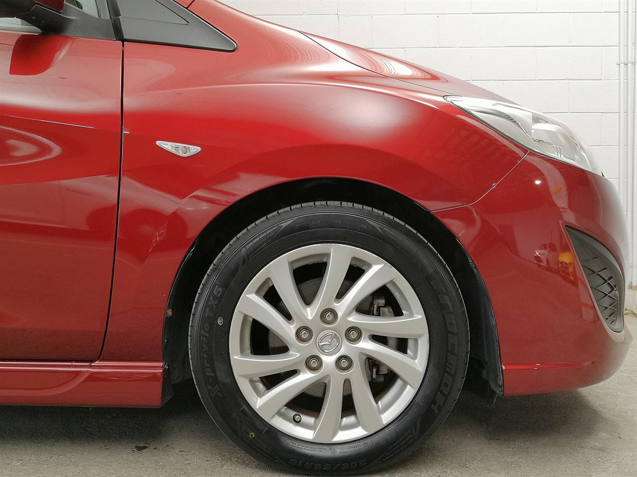 2012 Mazda Premacy