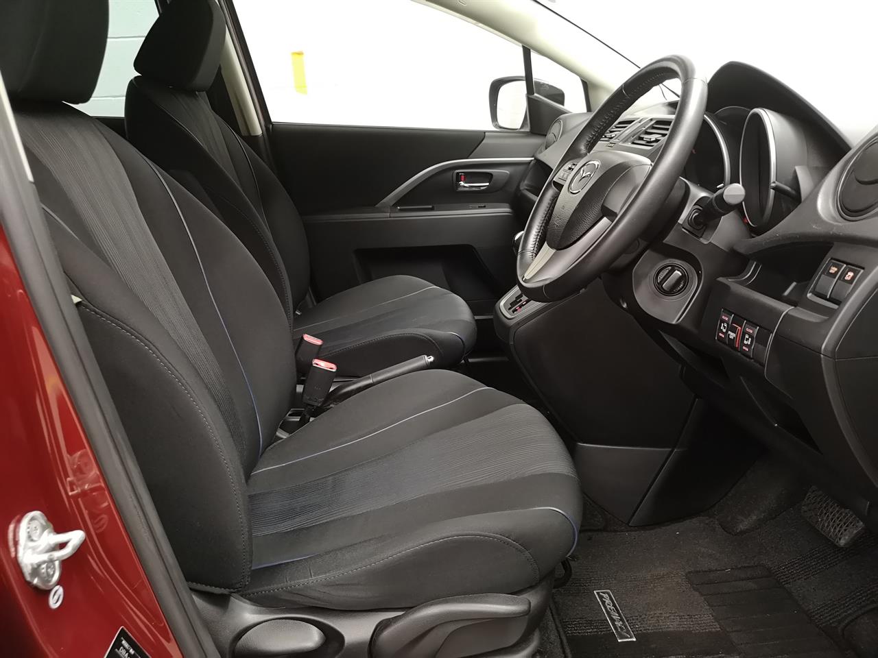 2012 Mazda Premacy
