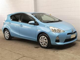 2013 Toyota Aqua - Thumbnail