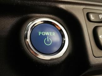 2013 Toyota Aqua - Thumbnail