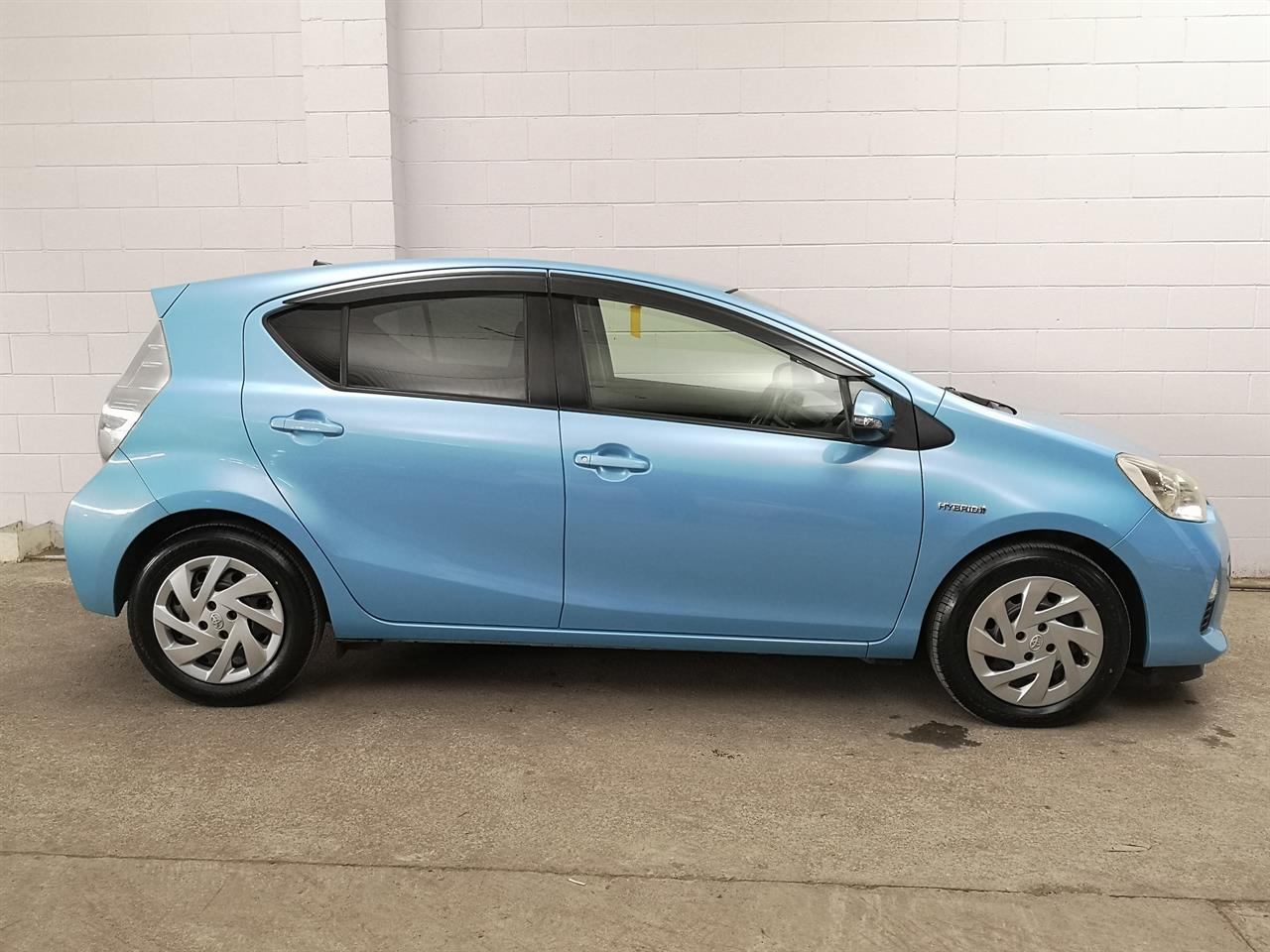 2013 Toyota Aqua