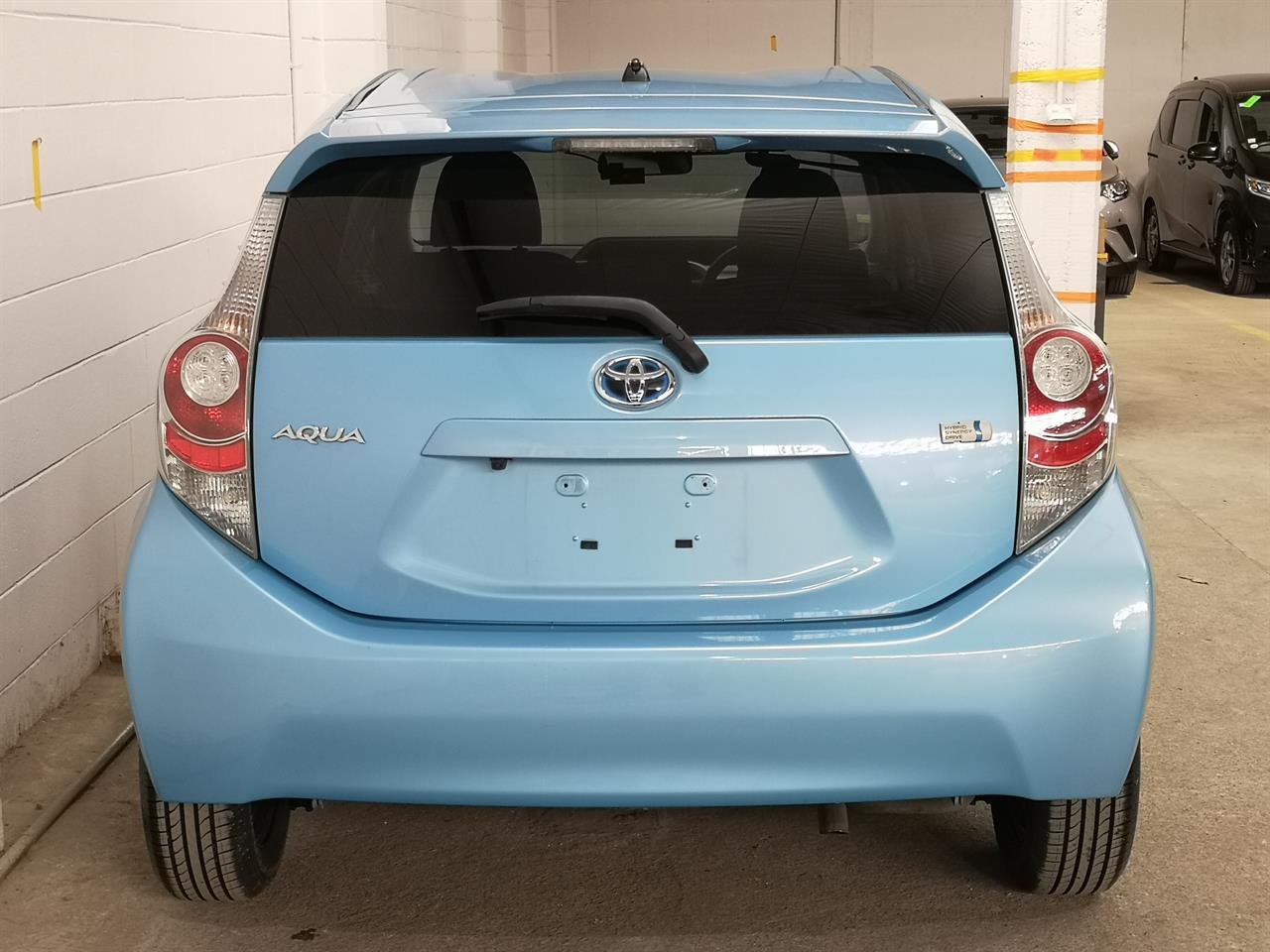 2013 Toyota Aqua