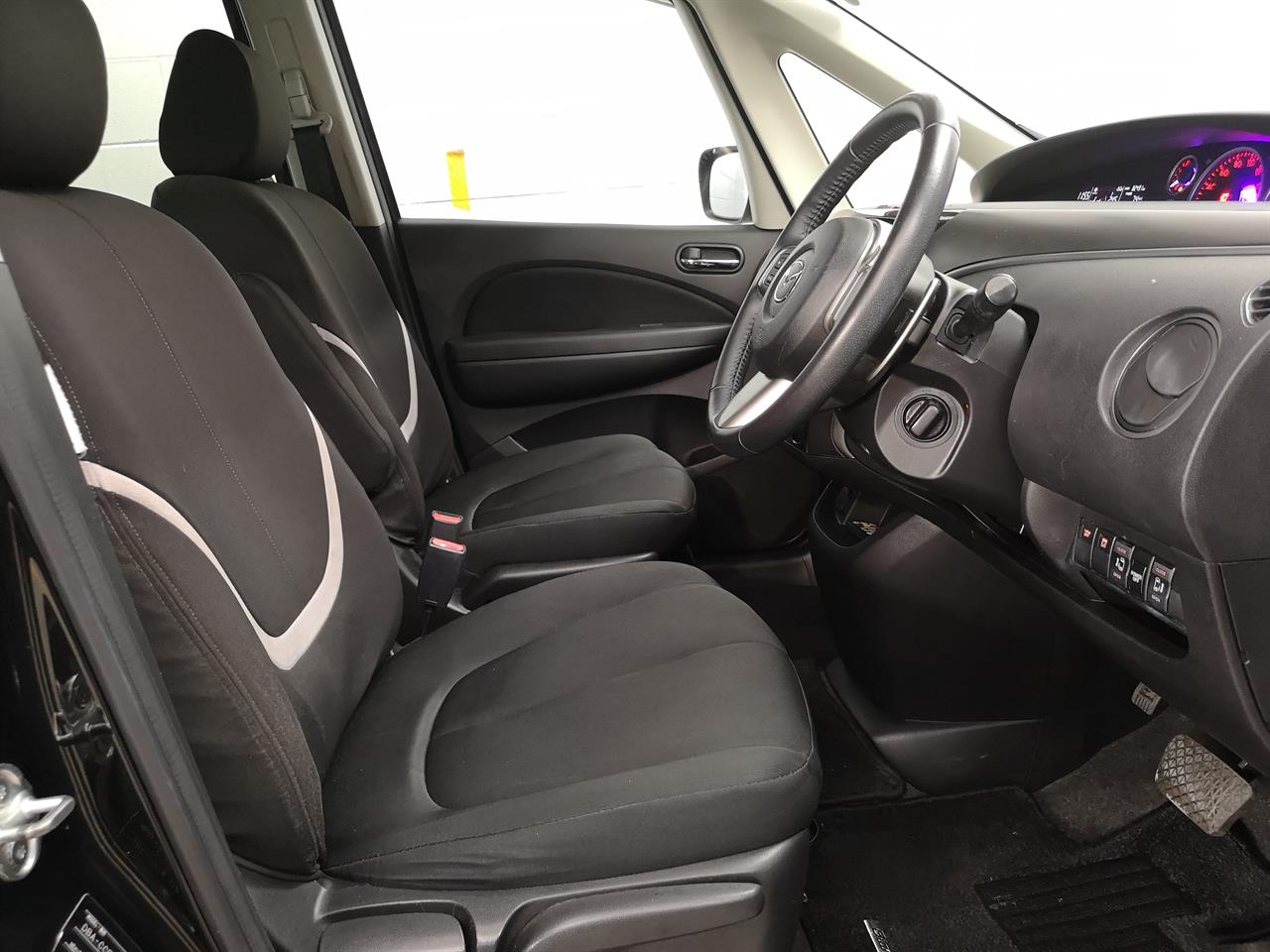 2015 Mazda Biante