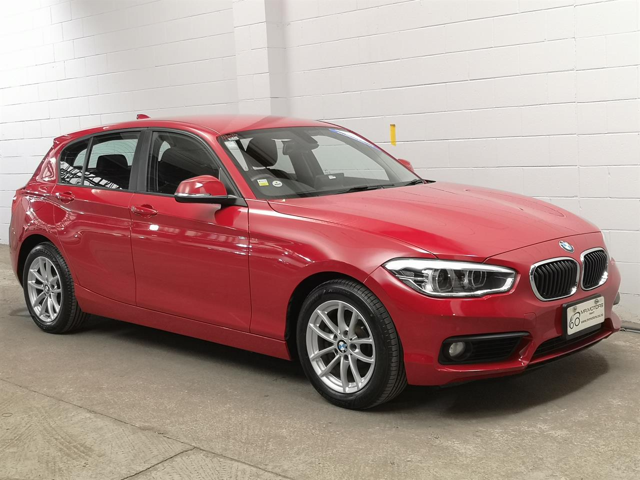 2016 BMW 118I