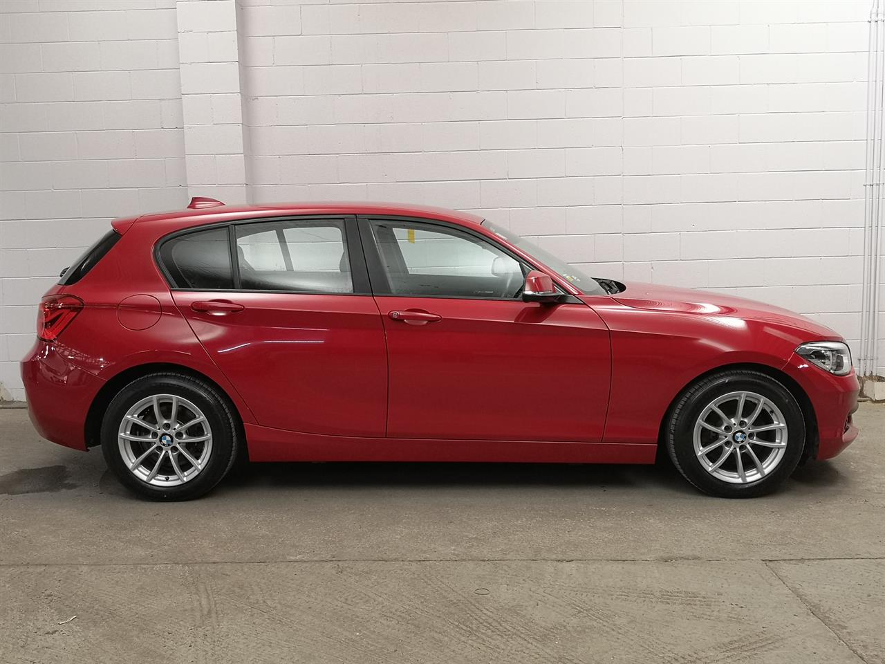 2016 BMW 118I