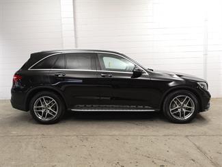 2018 Mercedes-Benz GLC 200 - Thumbnail