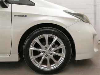 2013 Toyota Prius - Thumbnail