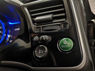 2015 Honda Grace - Thumbnail