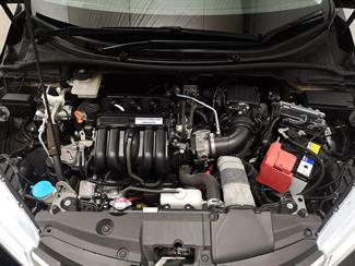 2015 Honda Grace - Thumbnail