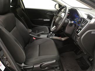 2015 Honda Grace - Thumbnail